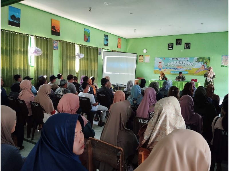 SMPN 2 Ngancar Wujudkan Sinergi Orang Tua dan Sekolah melalui Parenting Inspiratif
