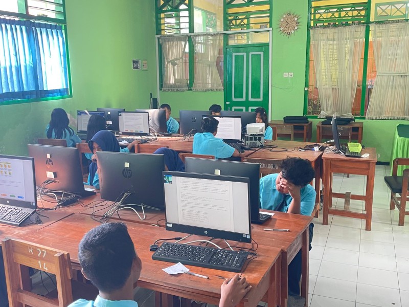 SMPN 2 Ngancar Sukses Gelar ANBK 2025 dengan Lancar dan Tertib